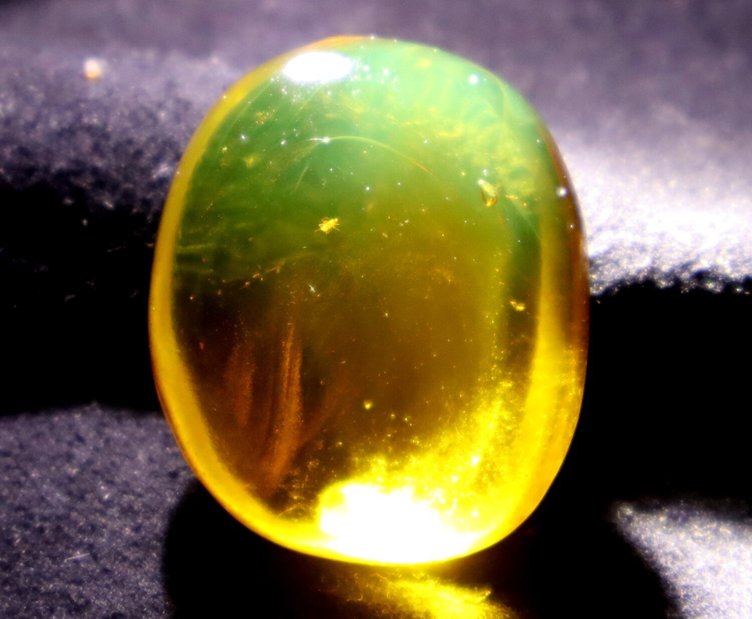 Natural Dominican Amber Polished Stone 5.3 grams 30mm – photo 3