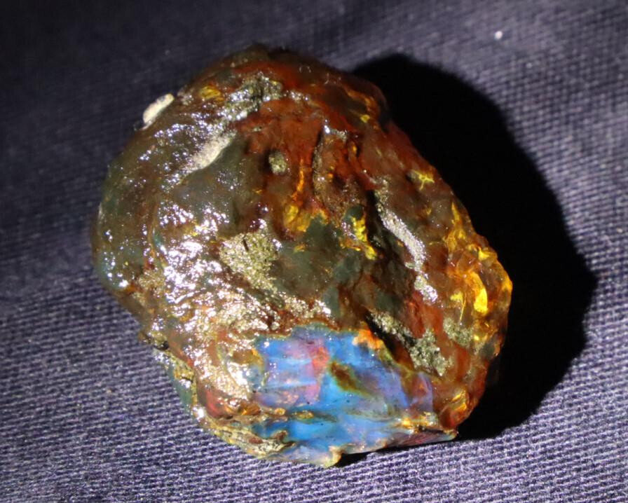 Exquisite Natural Dominican Clear Sky Blue Amber Rough Specimen 37mm 9g – photo 11
