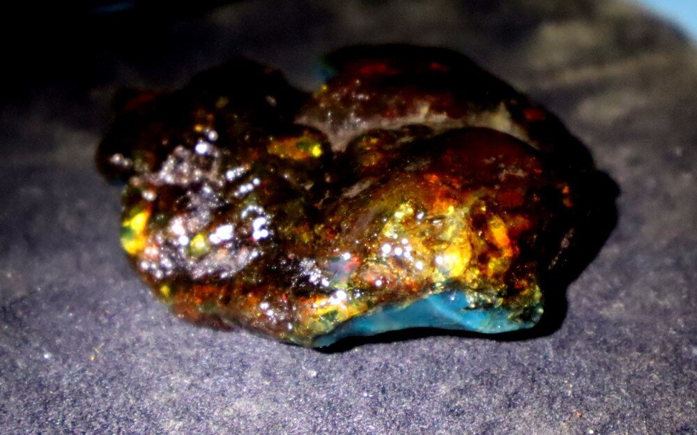 Impressive Natural Dominican Clear Volcanic Blue Amber Rough Specimen 51mm 17.2g – photo 13