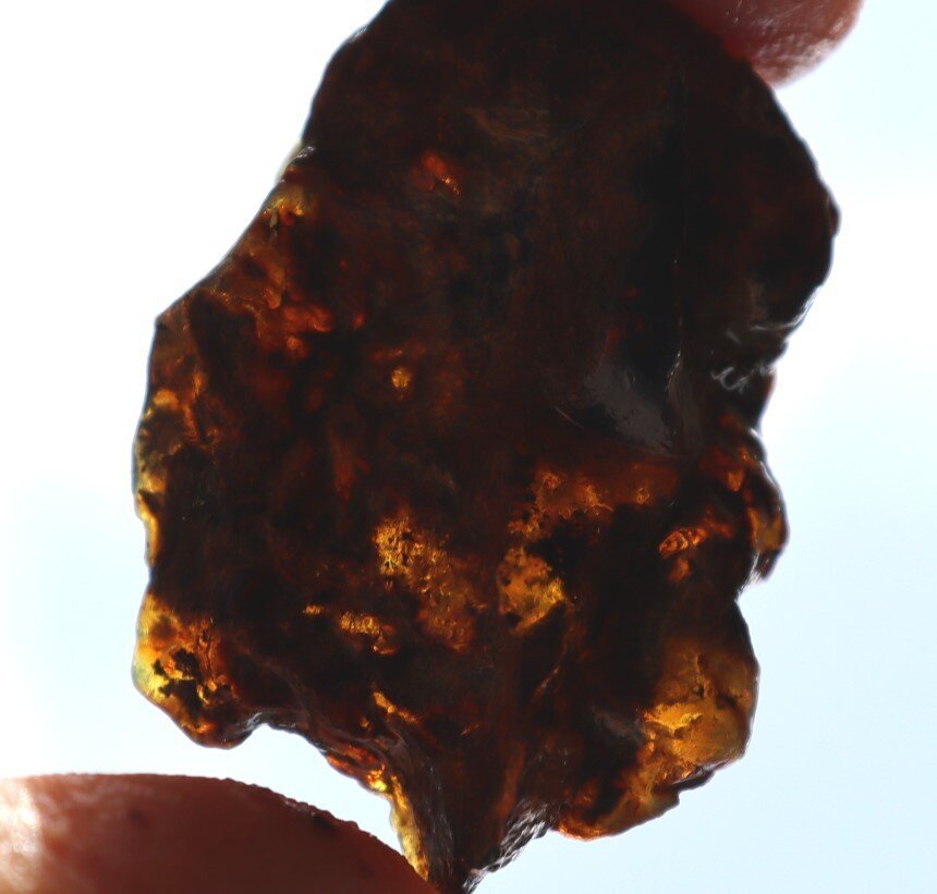 Beautiful Natural Dominican Clear Sky Blue Amber Rough Specimen 43mm 8g – photo 5