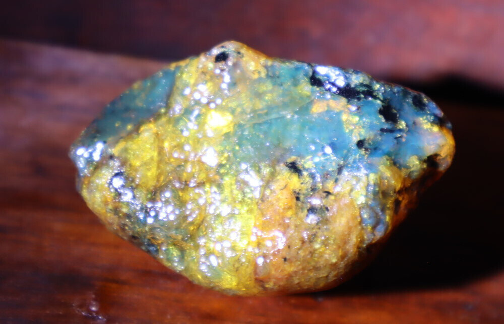 Beautiful Natural Dominican Translucent Sky Blue Amber Rough Specimen 51mm 28.5g – photo 8