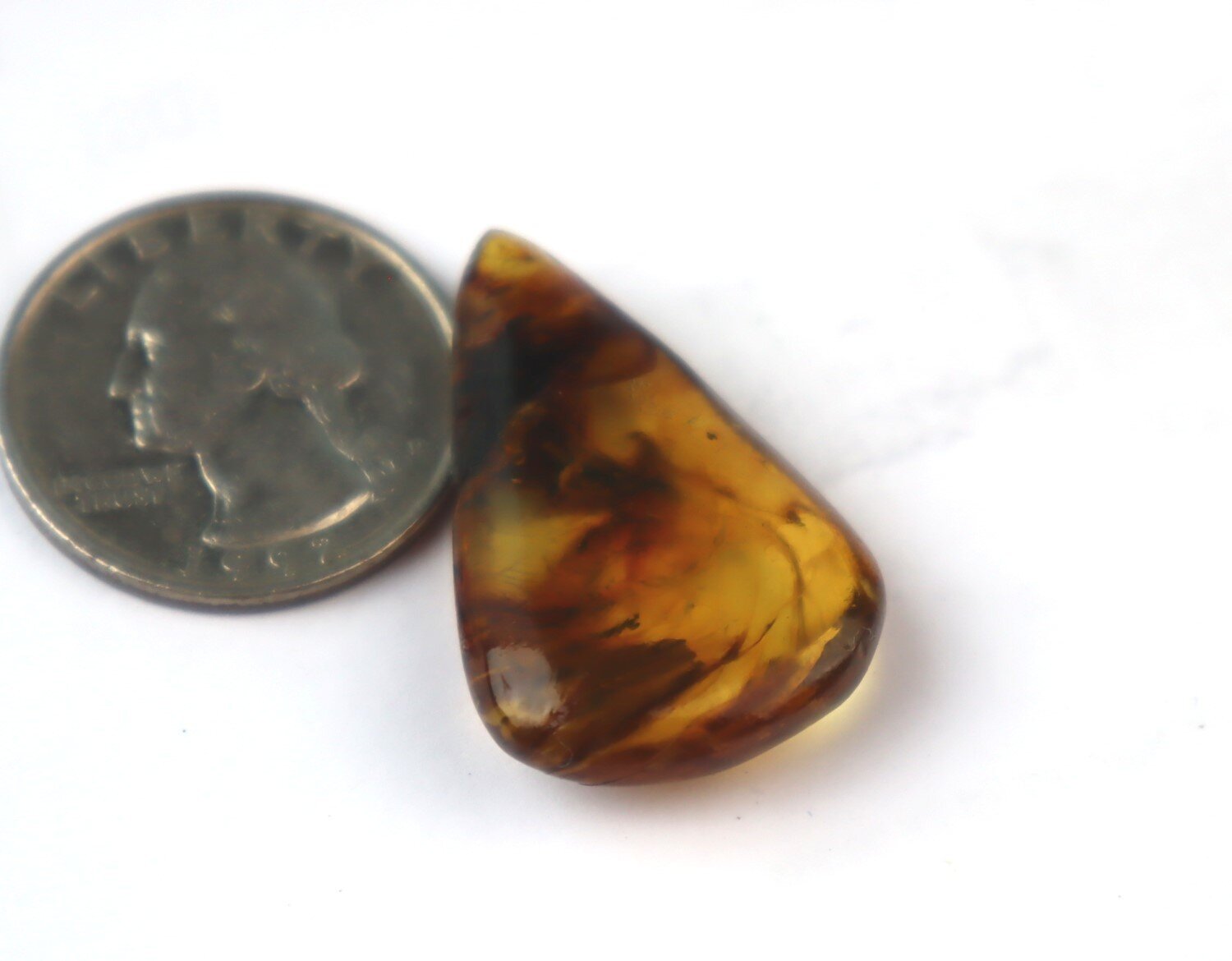 Charming Design Natural Dominican Clear Light Blue Amber Polished Stone 32mm – photo 4