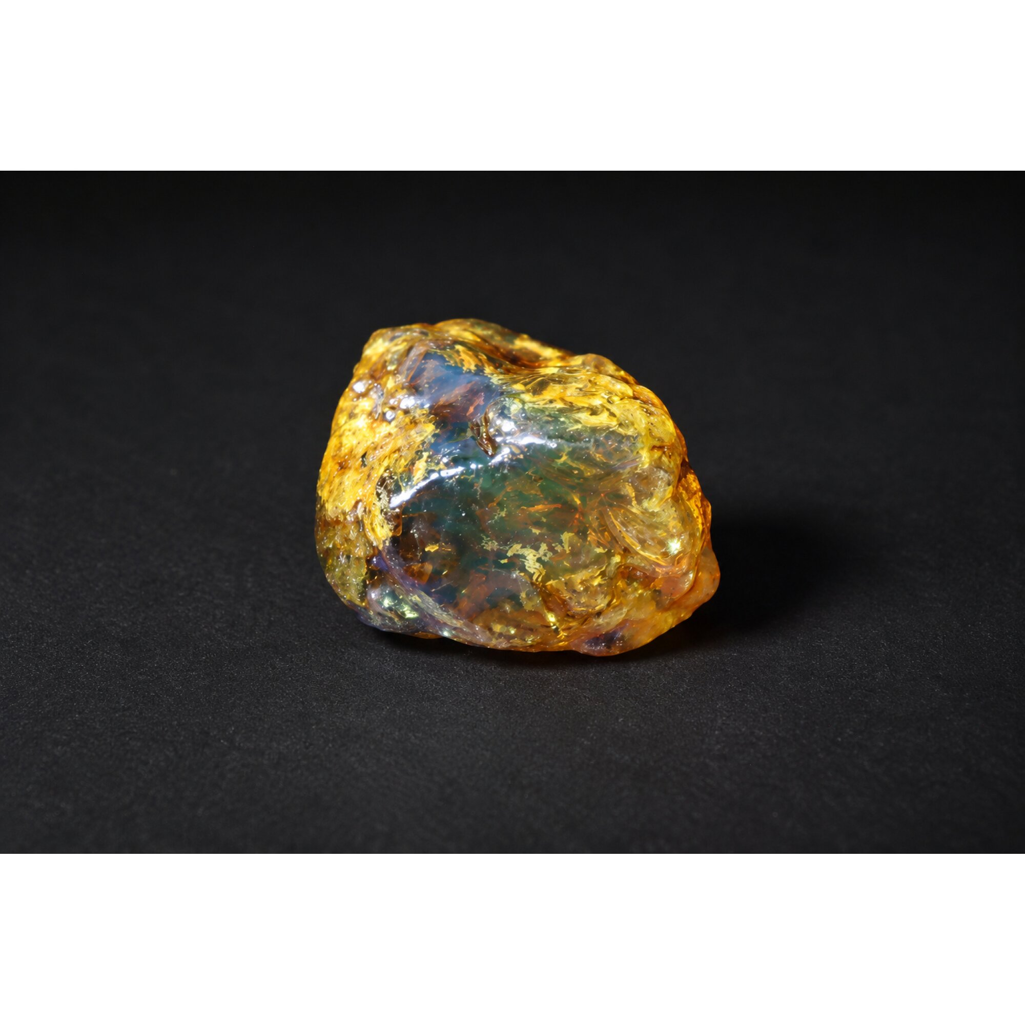 Translucent sea blue Natural Dominican Amber rough Specimen 33 mm – photo 6