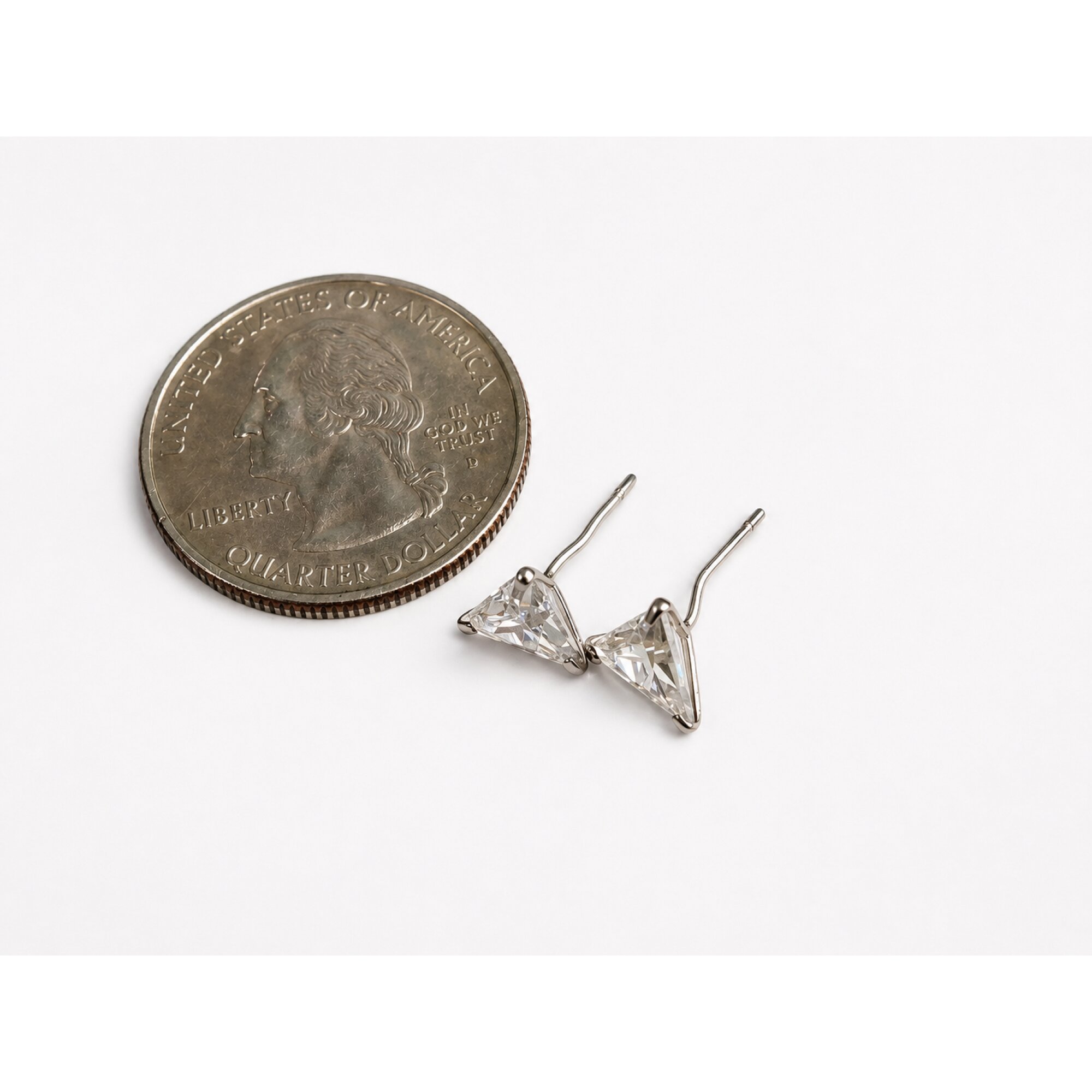 Clear White Topaz triangle 925 Sterling Silver Earrings 7 mm – photo 4