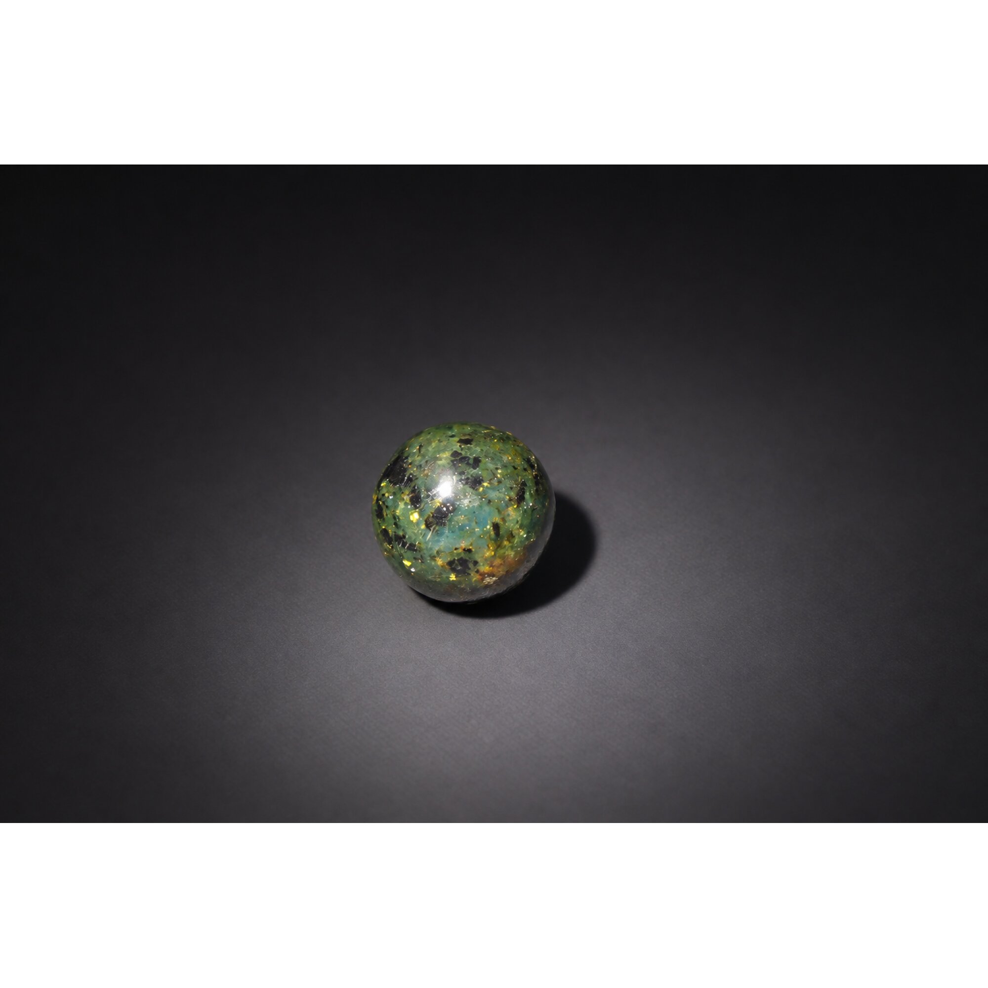 Untreated olive green blue Dominican amber sphere/ball 20mm – photo 3