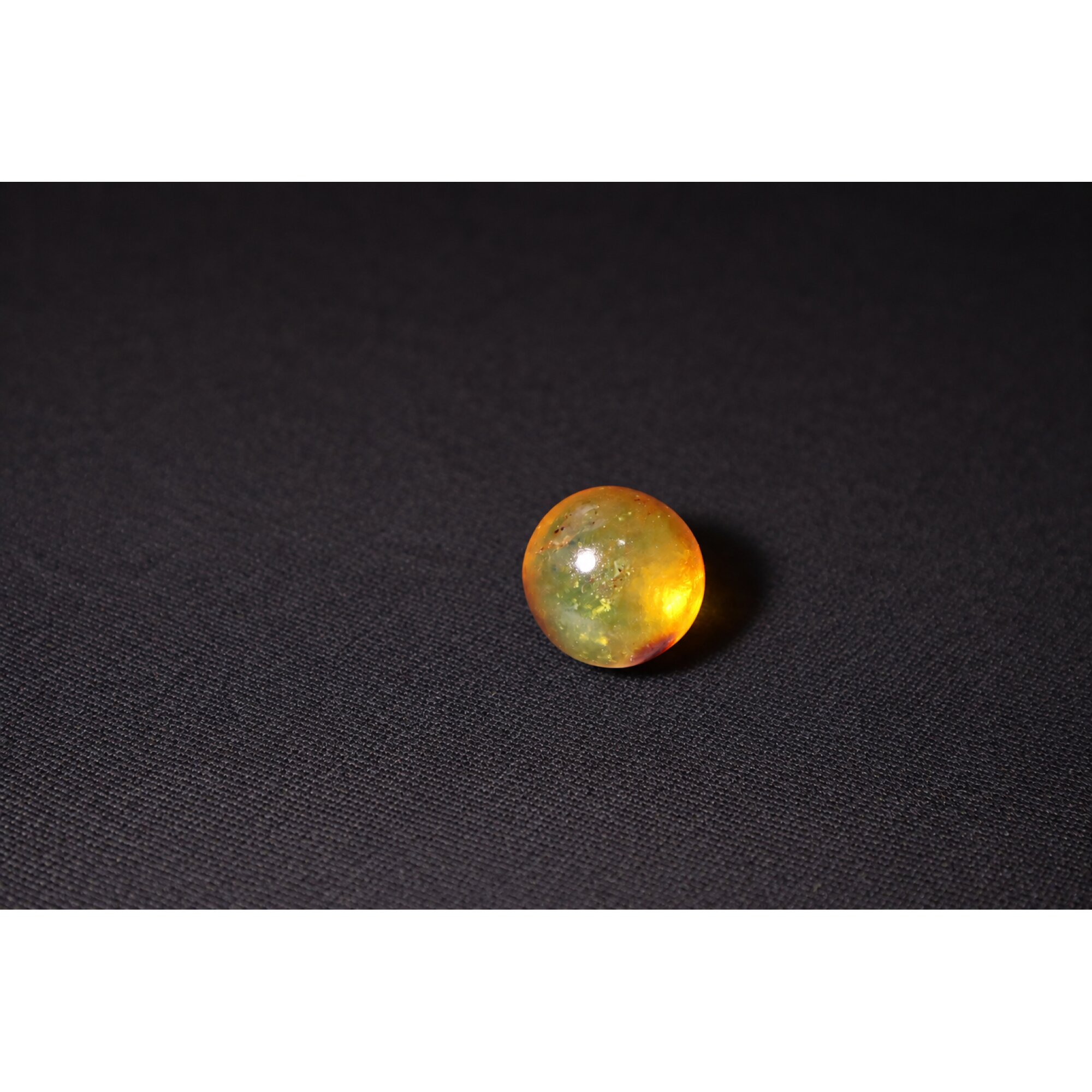 Earth mined yellow orange Dominican amber sphere/ball 18.5mm – photo 11
