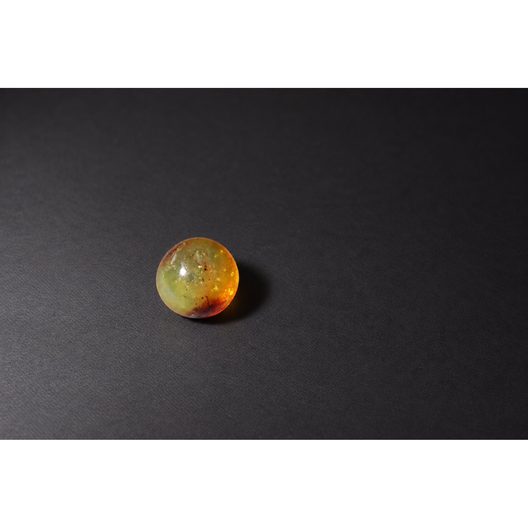 Earth mined yellow orange Dominican amber sphere/ball 18.5mm – photo 12