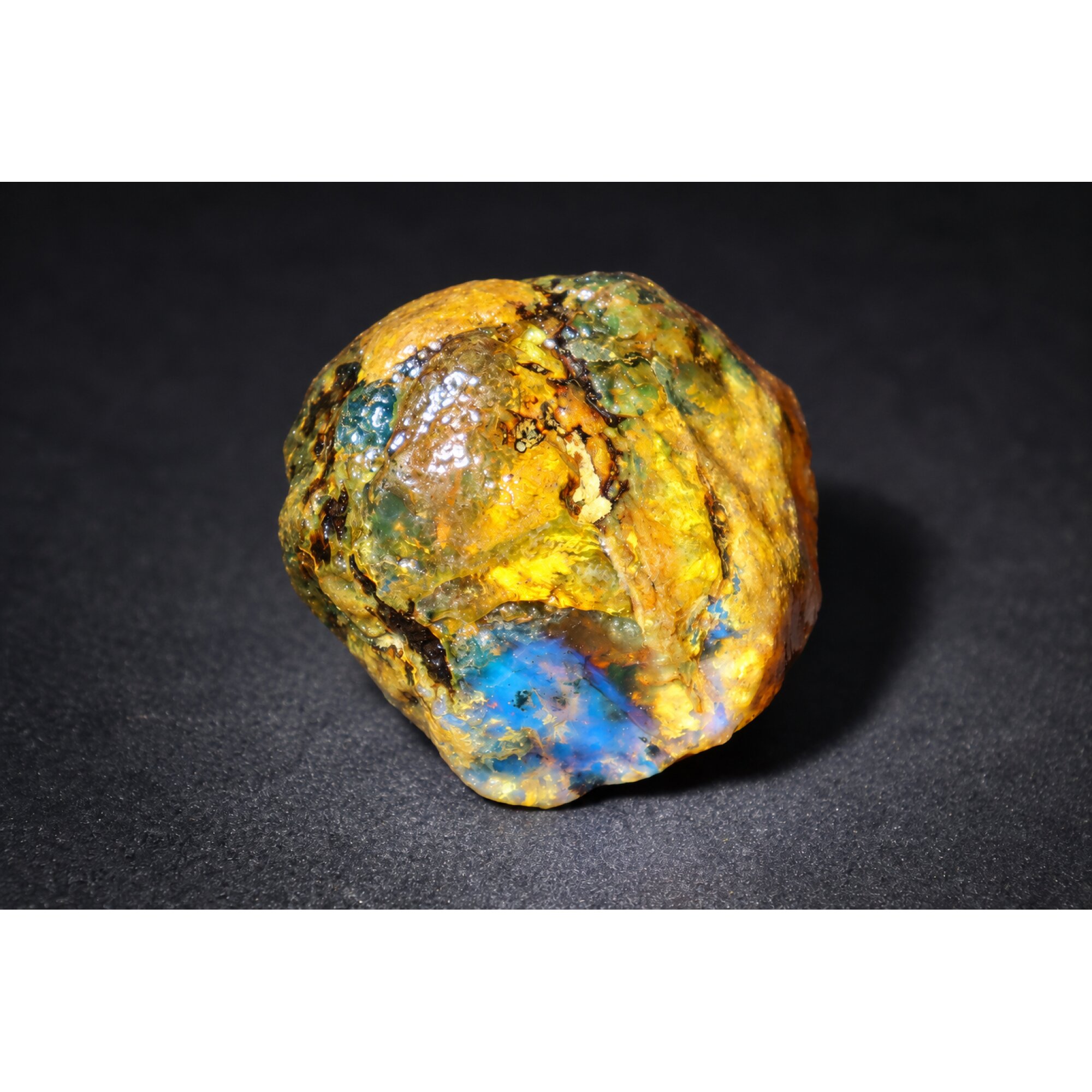 Authentic sky blue rough specimen Dominican amber 42mm – photo 6