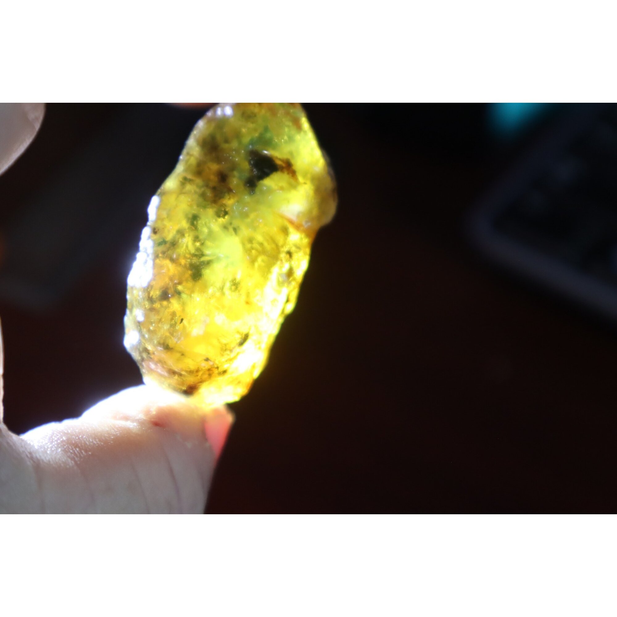 Authentic light green blue rough specimen Dominican amber 46mm – photo 5