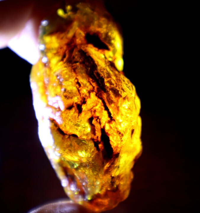 Excellent Natural Dominican Crystal Clear Green Blue Amber Rough Specimen 31gram – photo 11