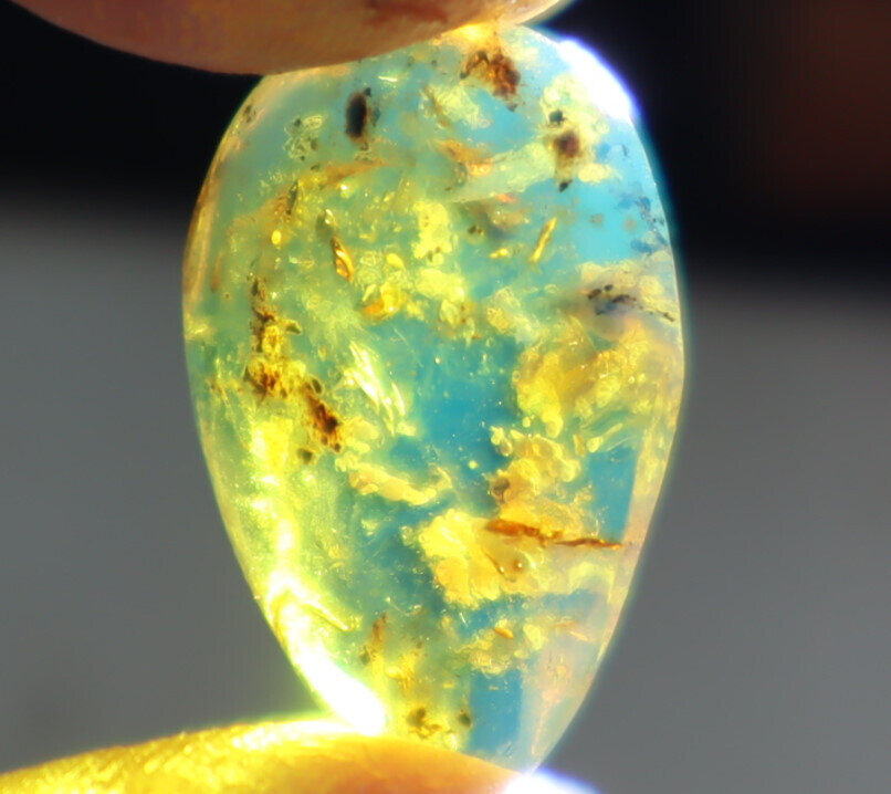 Inclusions Clear Sky Blue Amber Polished Stone 22mm free drilling – photo 9