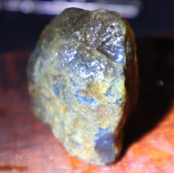 Beautiful Natural Dominican Crystal Clear Yellow Blue Amber Rough Specimen 35mm – photo 3