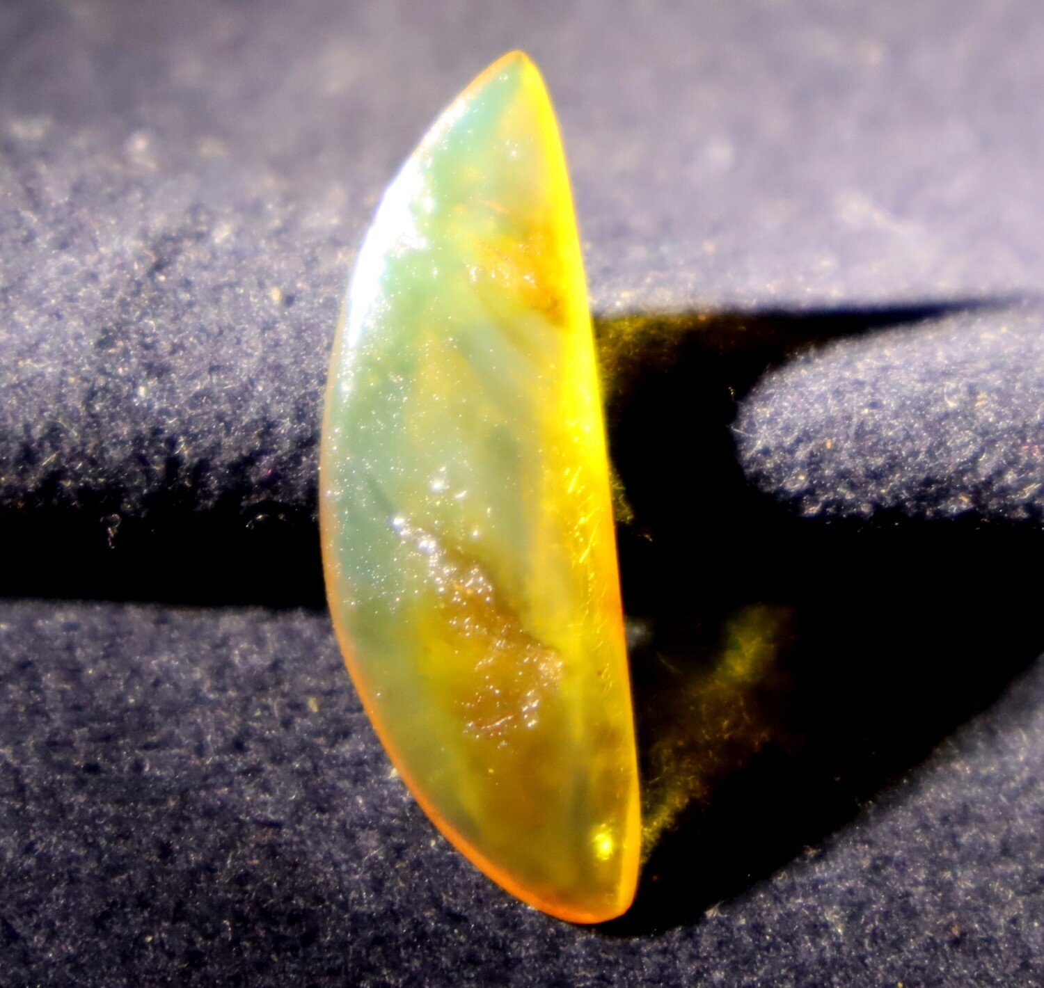 Finest Natural Dominican Clear Yellow Blue Amber Polished Stone 30mm – photo 6