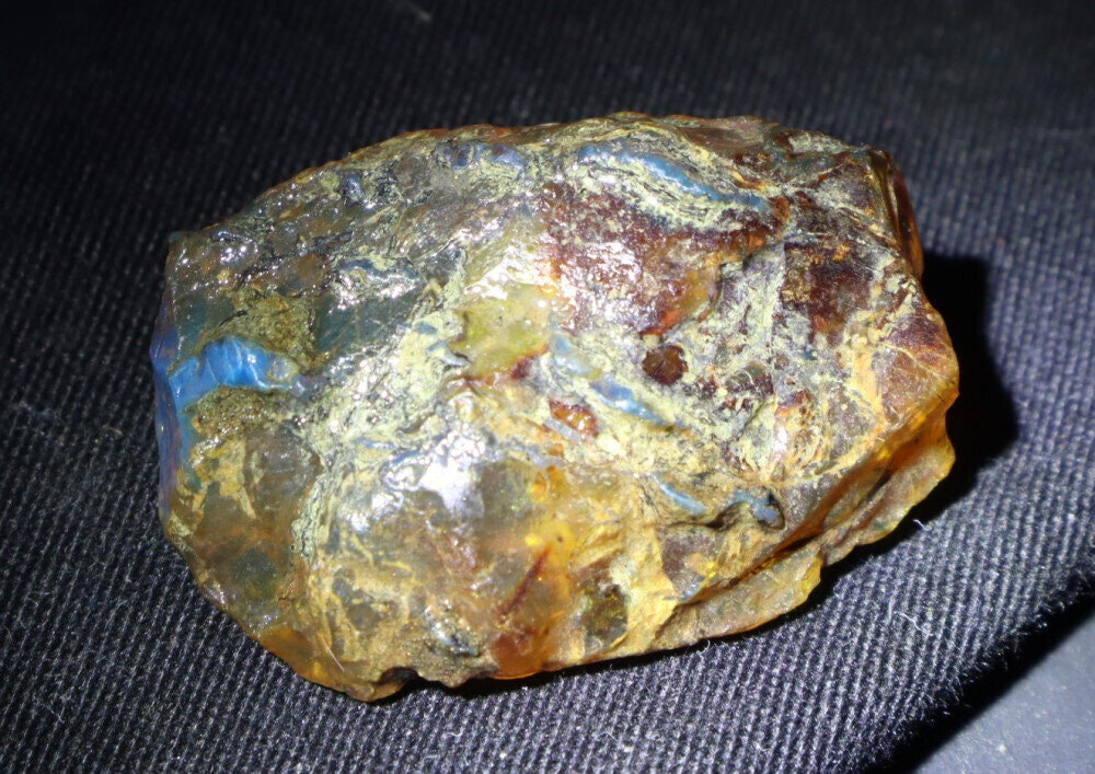 Exquisite Natural Dominican Crystal Clear Sky Blue Amber Rough Specimen 40mm 8g – photo 10