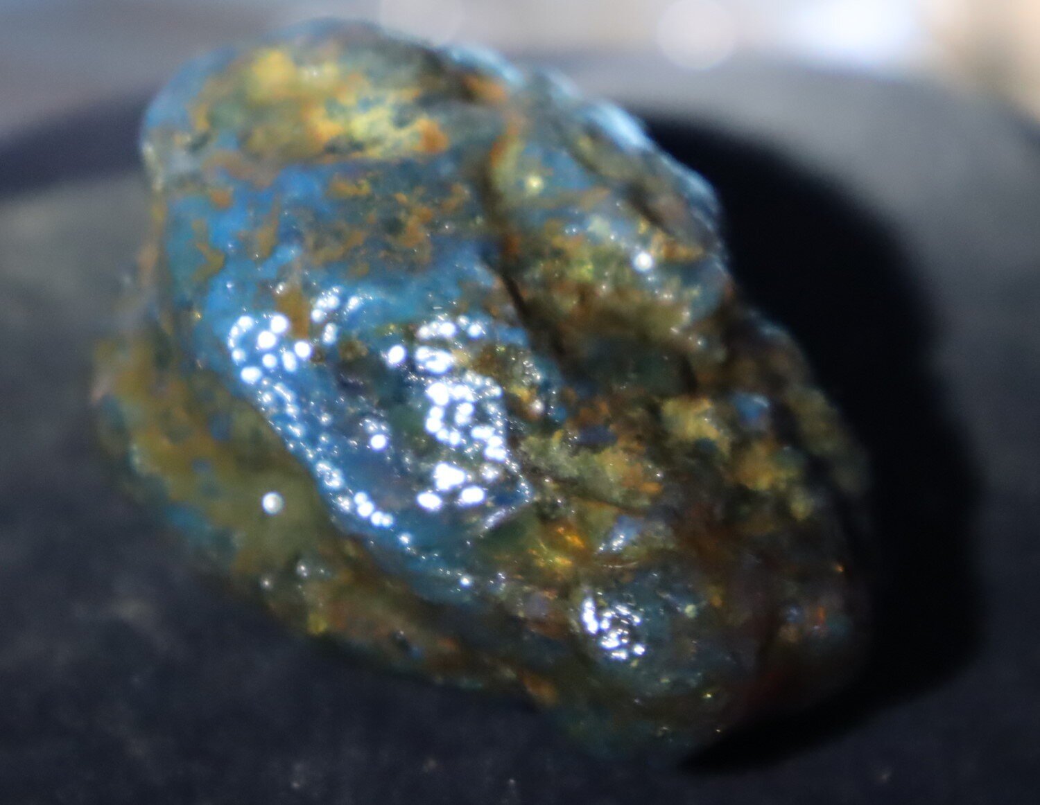 Beautiful Natural Dominican Clear Green Blue Amber Rough Specimen 57mm 38g – photo 6