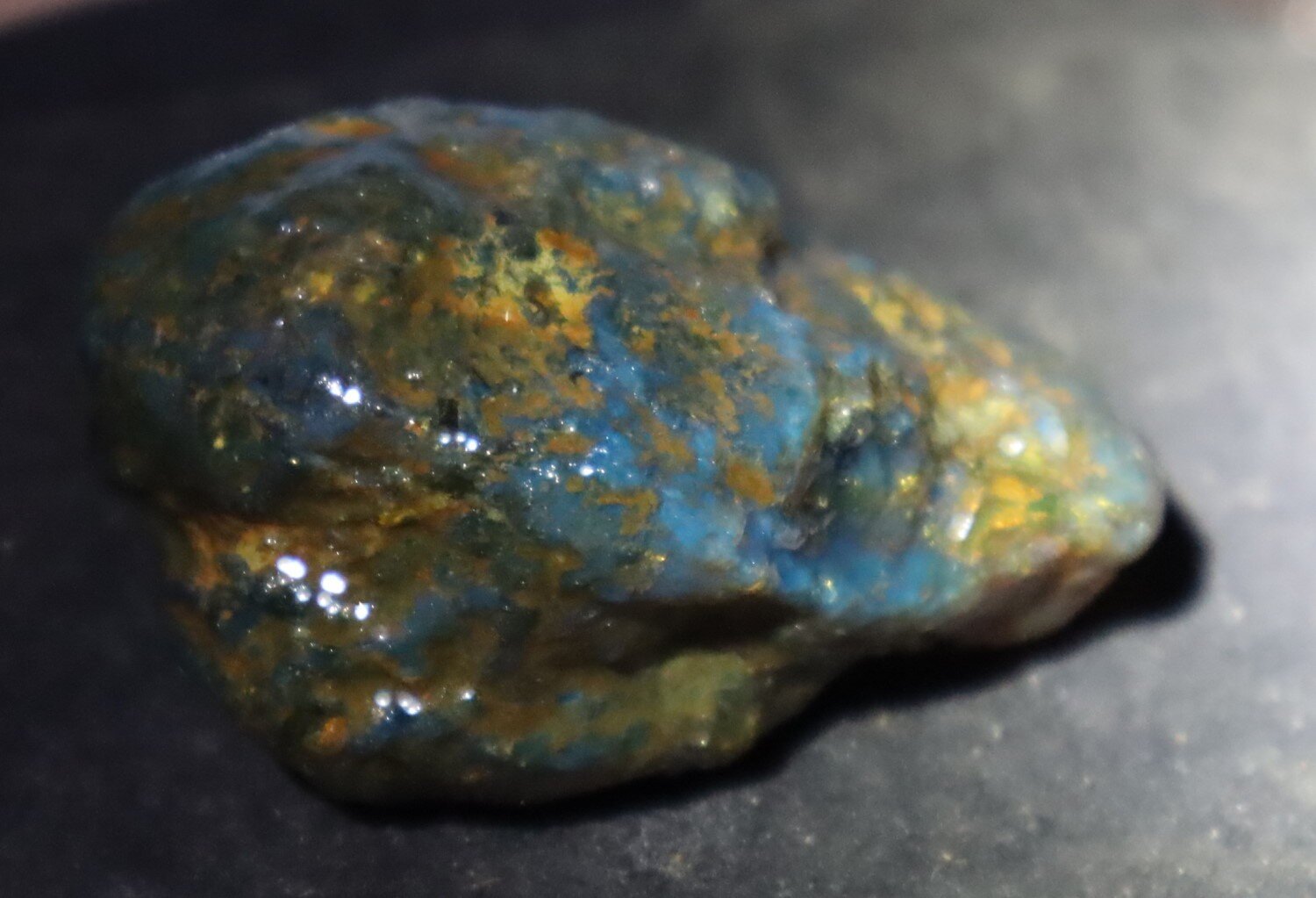 Beautiful Natural Dominican Clear Green Blue Amber Rough Specimen 57mm 38g – photo 14