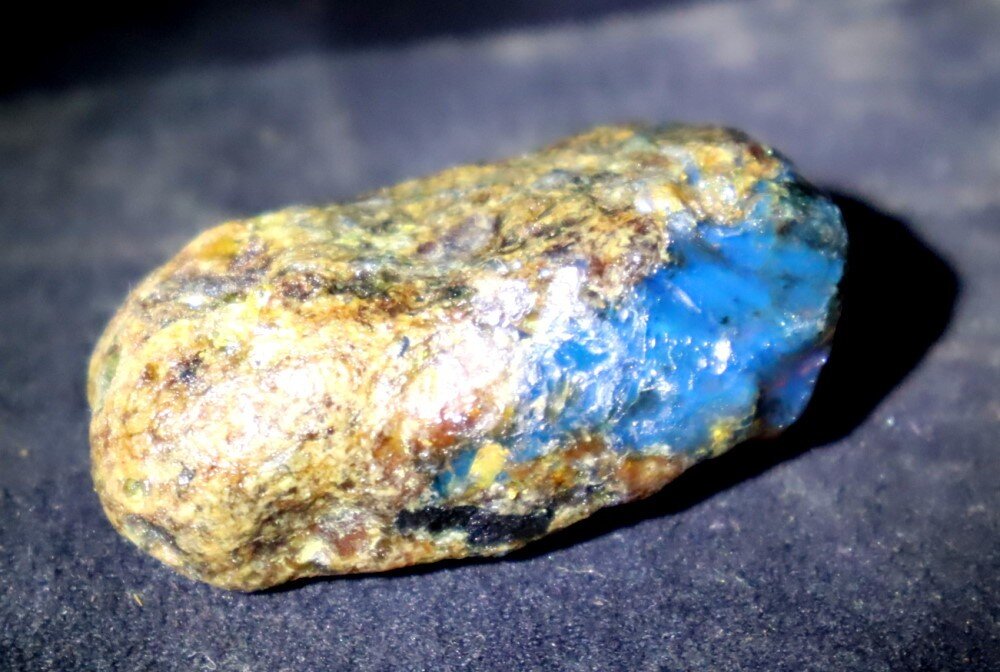 Exquisite Natural Dominican Translucent Deep Blue Amber Rough Specimen 42mm 12.8 – photo 13
