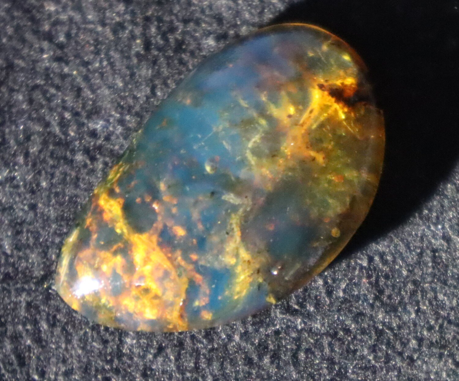 Beautiful Natural Transl. Deep Blue Amber Cabochon 27mm free drilling and hook – photo 8