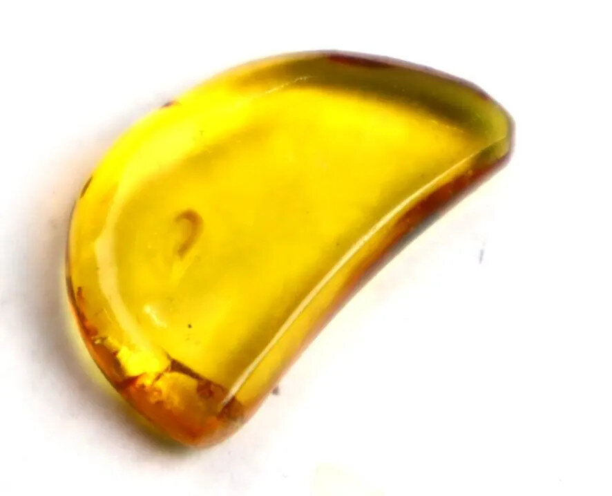 Excellent Natural Dominican Half Moon Crystal Clear Yellow Amber Polished Stone – photo 5