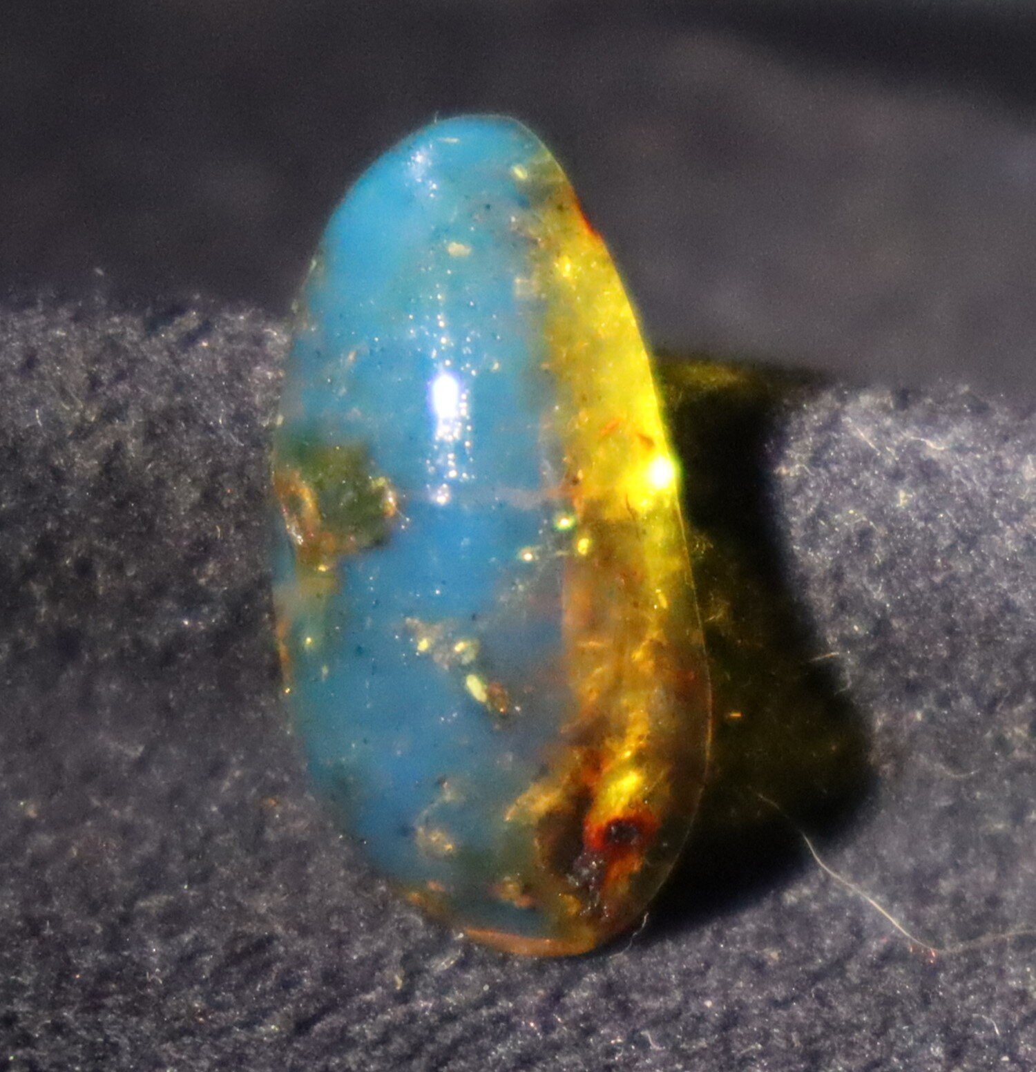 Natural Dominican Clear Volcanic Blue Amber Polished Stone 20mm – photo 11