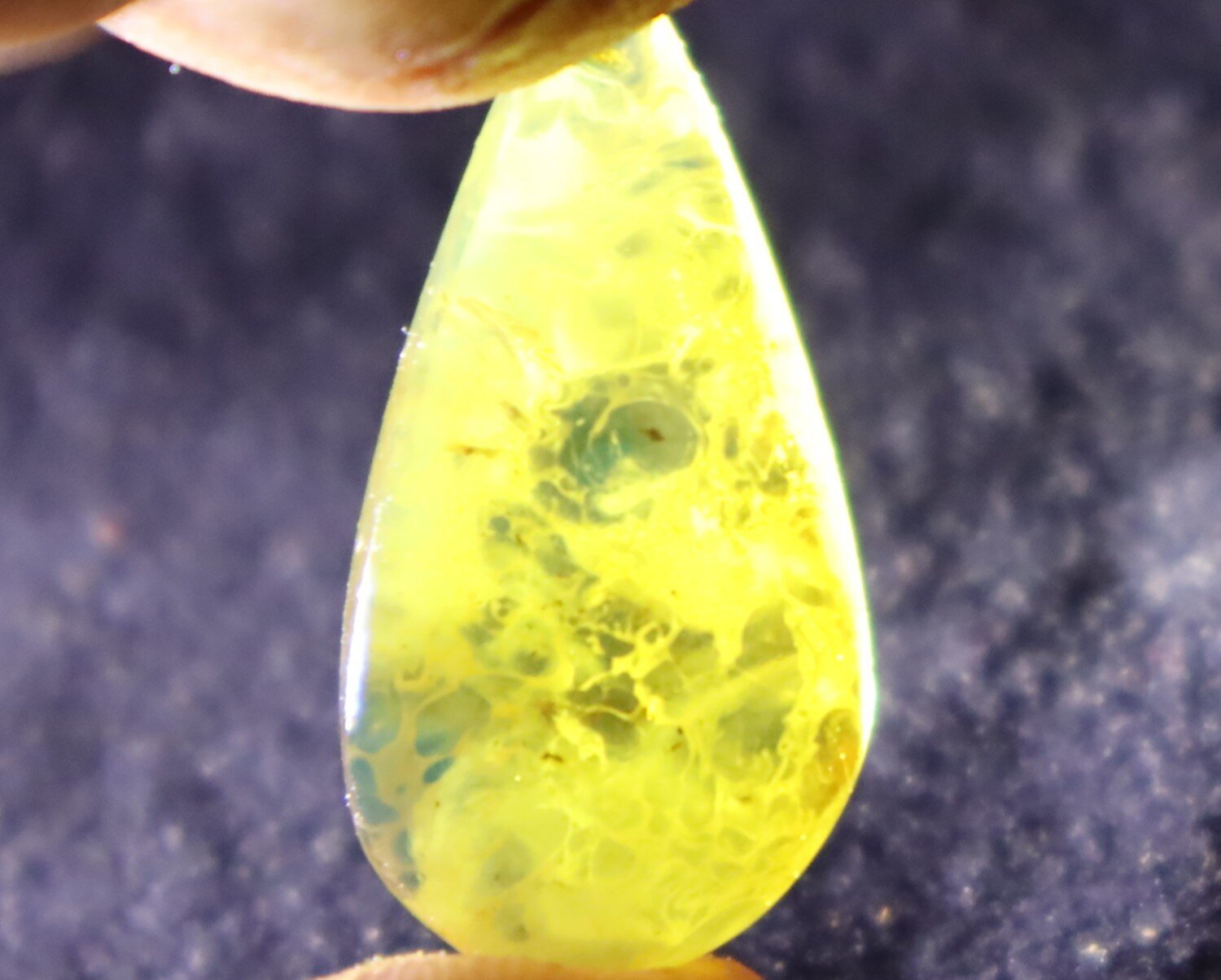 Exquisite Natural Dominican Translucent Yellow Blue Amber Polished Stone 28mm – photo 6