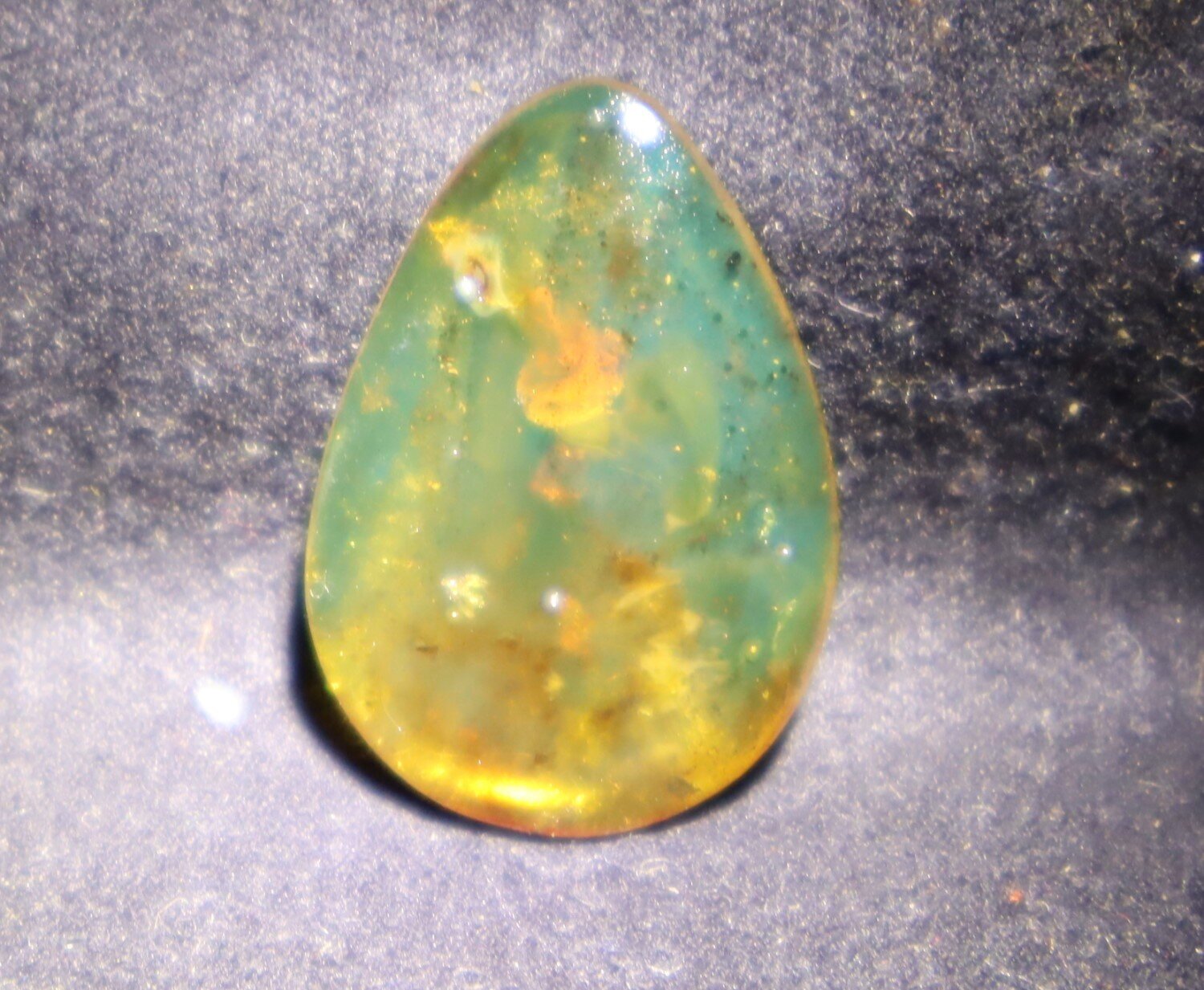 Lovely Natural Dominican Clear Ocean Blue Amber Polished Stone 23mm – photo 4